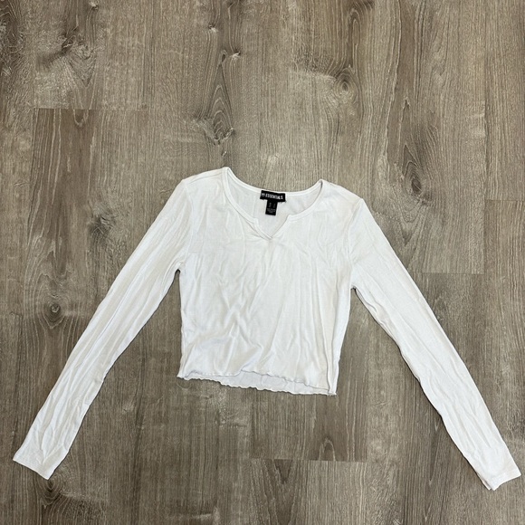 White Notched Long Sleeve Shirt S - Picture 2 of 2